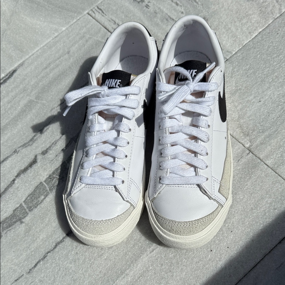 Nike Blazer Low ‘77